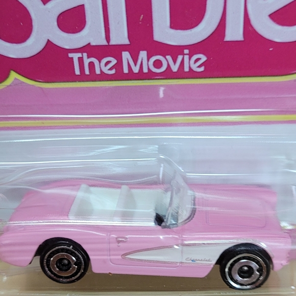Hot Wheels 1:64 Pink Corvette car Barbie The Movie New - Picture 2 of 4